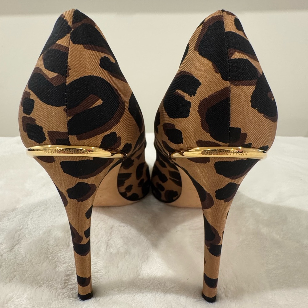 Louis Vuitton Leopard Pony Hair Heels - Picture 3 of 4